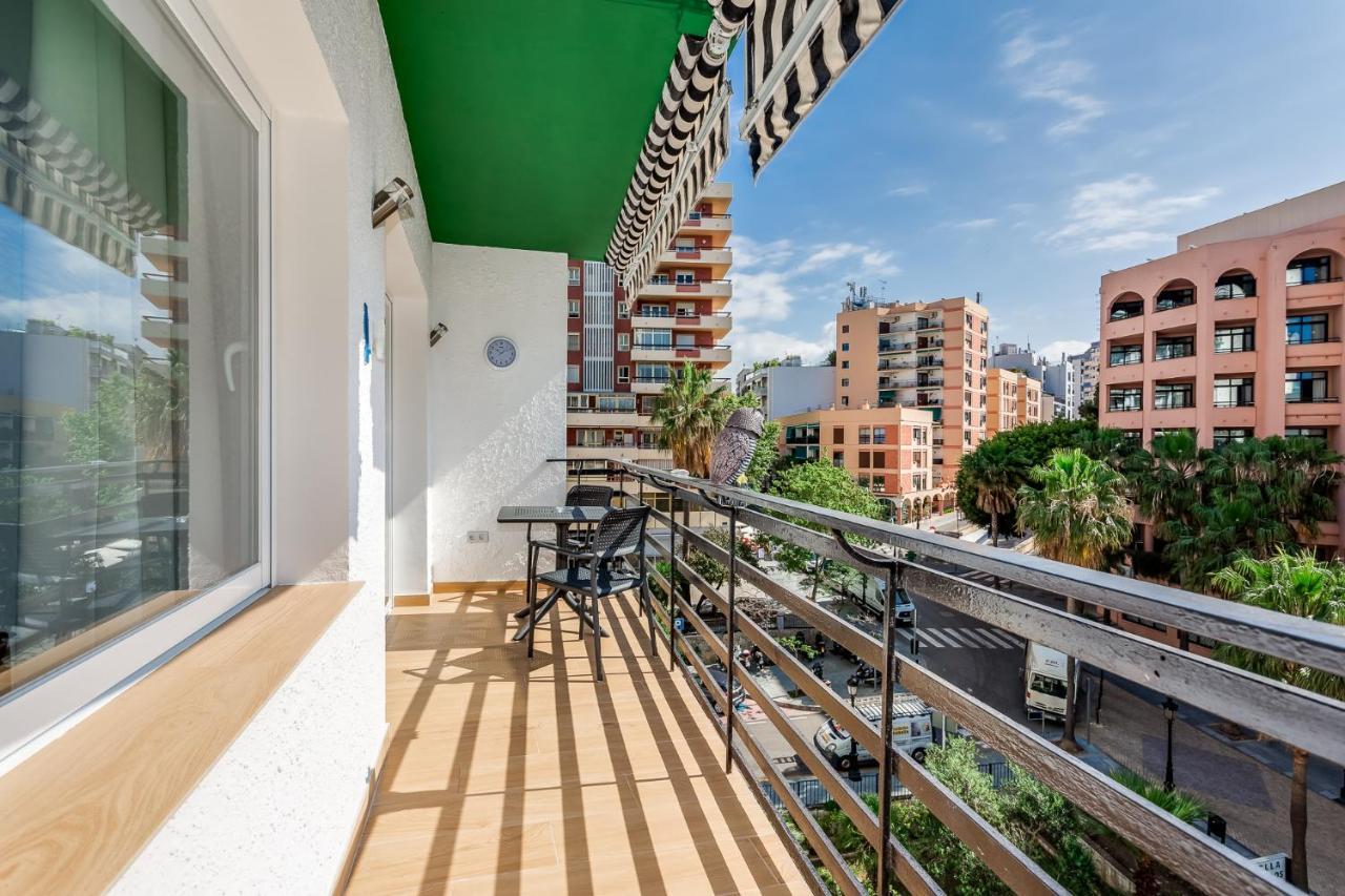 New 1 Bedroom On The Sea In Marbella. Appartement *